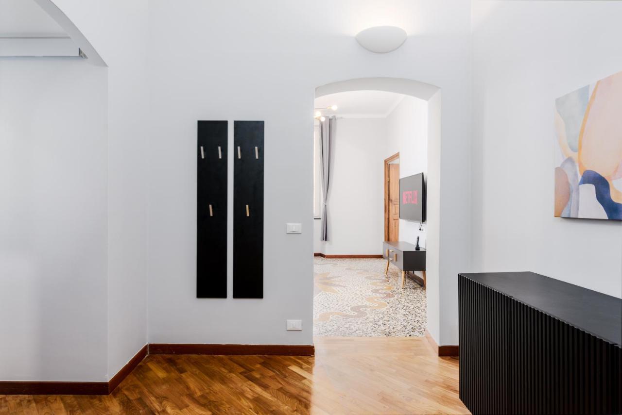 제노바 Esclusivo 130 Mq + Terrazzo Via San Vincenzo 아파트 외부 사진