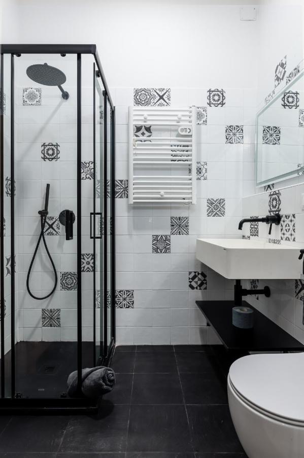 제노바 Esclusivo 130 Mq + Terrazzo Via San Vincenzo 아파트 외부 사진