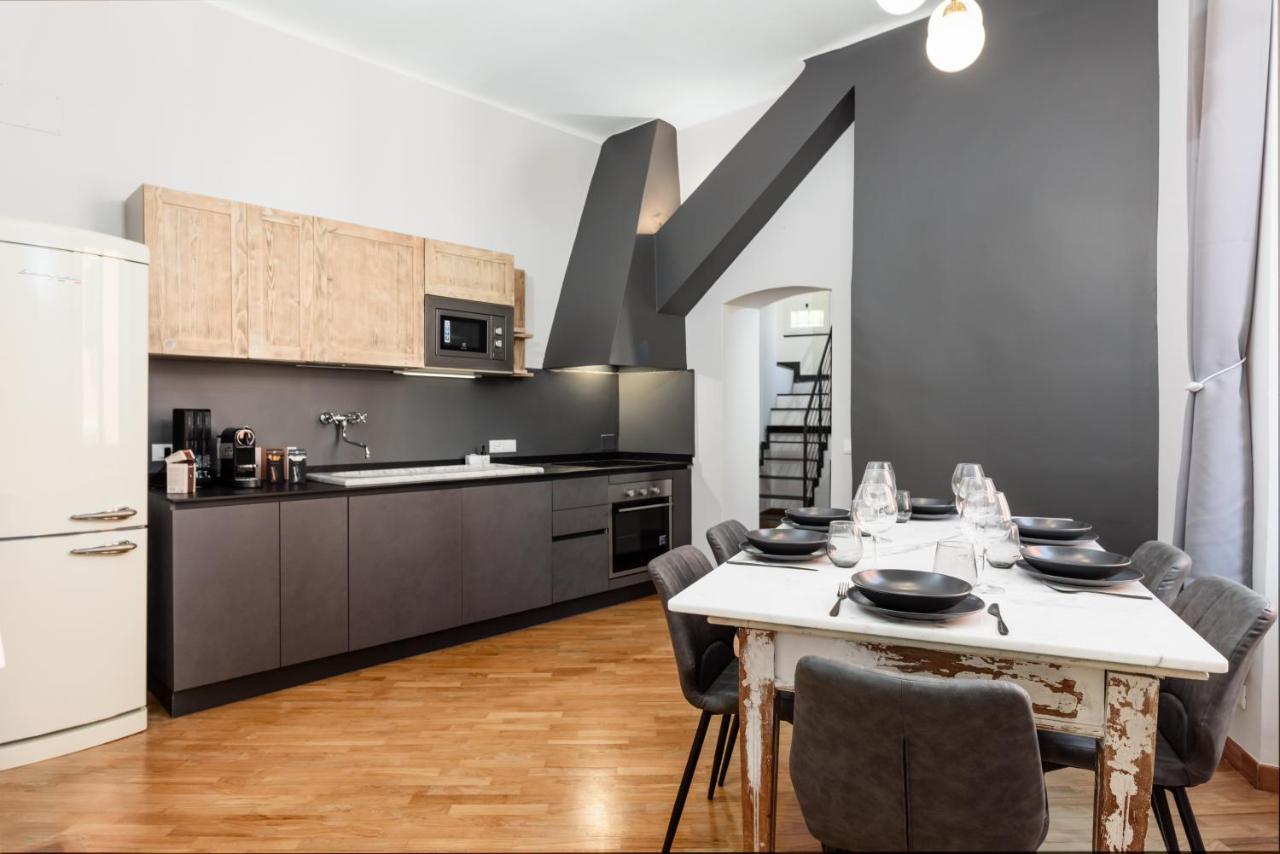 제노바 Esclusivo 130 Mq + Terrazzo Via San Vincenzo 아파트 외부 사진